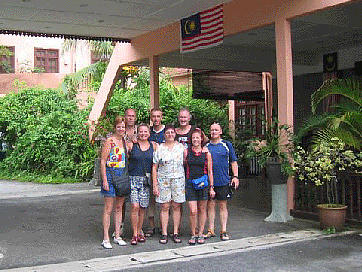 Afbeelding: Linda en Ward, Bie en Gust, Maurice en Julia, Cis en Leen.